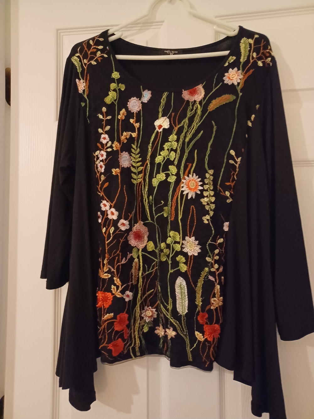 Colour Works Womens Size XL Embroidered Black Floral 3/4 Sleeves Top
